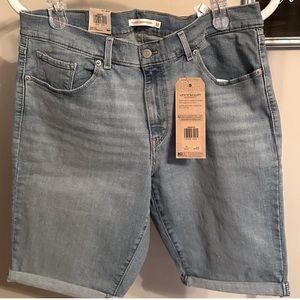 Levi’s Bermuda Shorts. Size 14